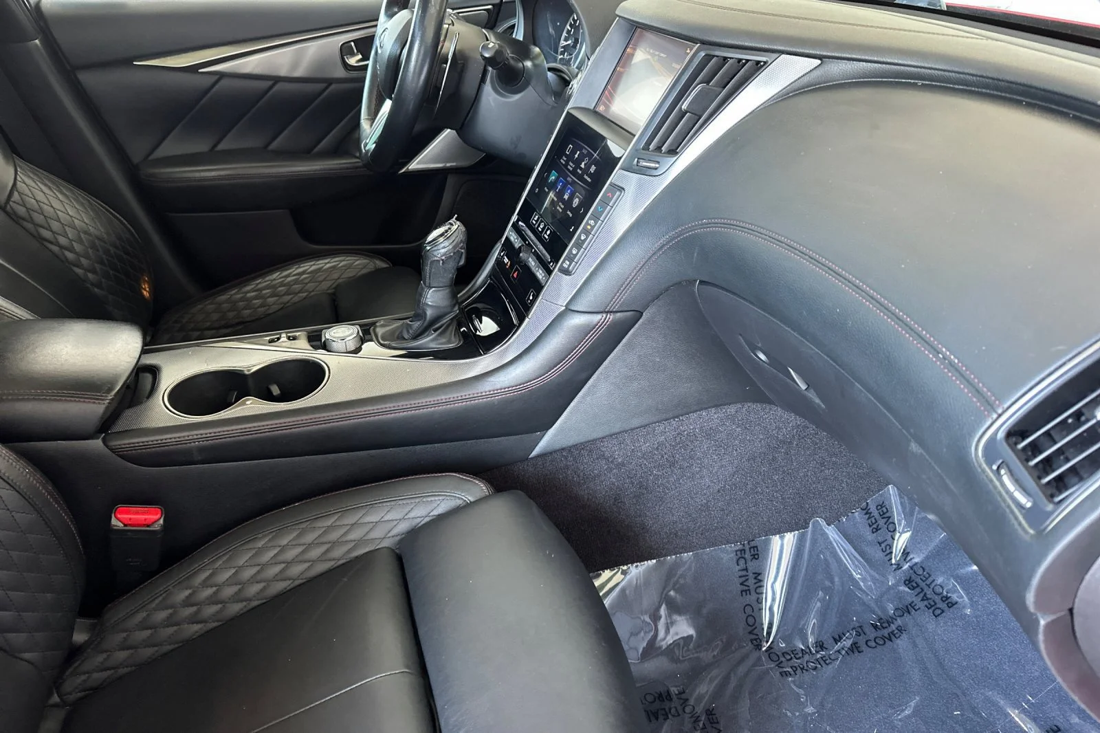 Used 2019 Red INFINITI Red Sport 400 image 16