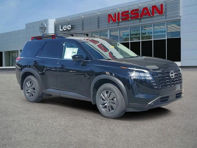2026 Nissan Pathfinder SV 2WD's photo