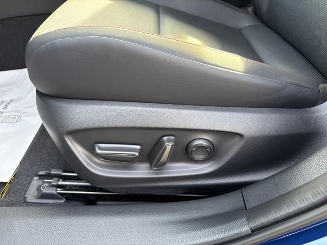 2026 Toyota Prius Plug-in Hybrid XSE Premium - Photo 15