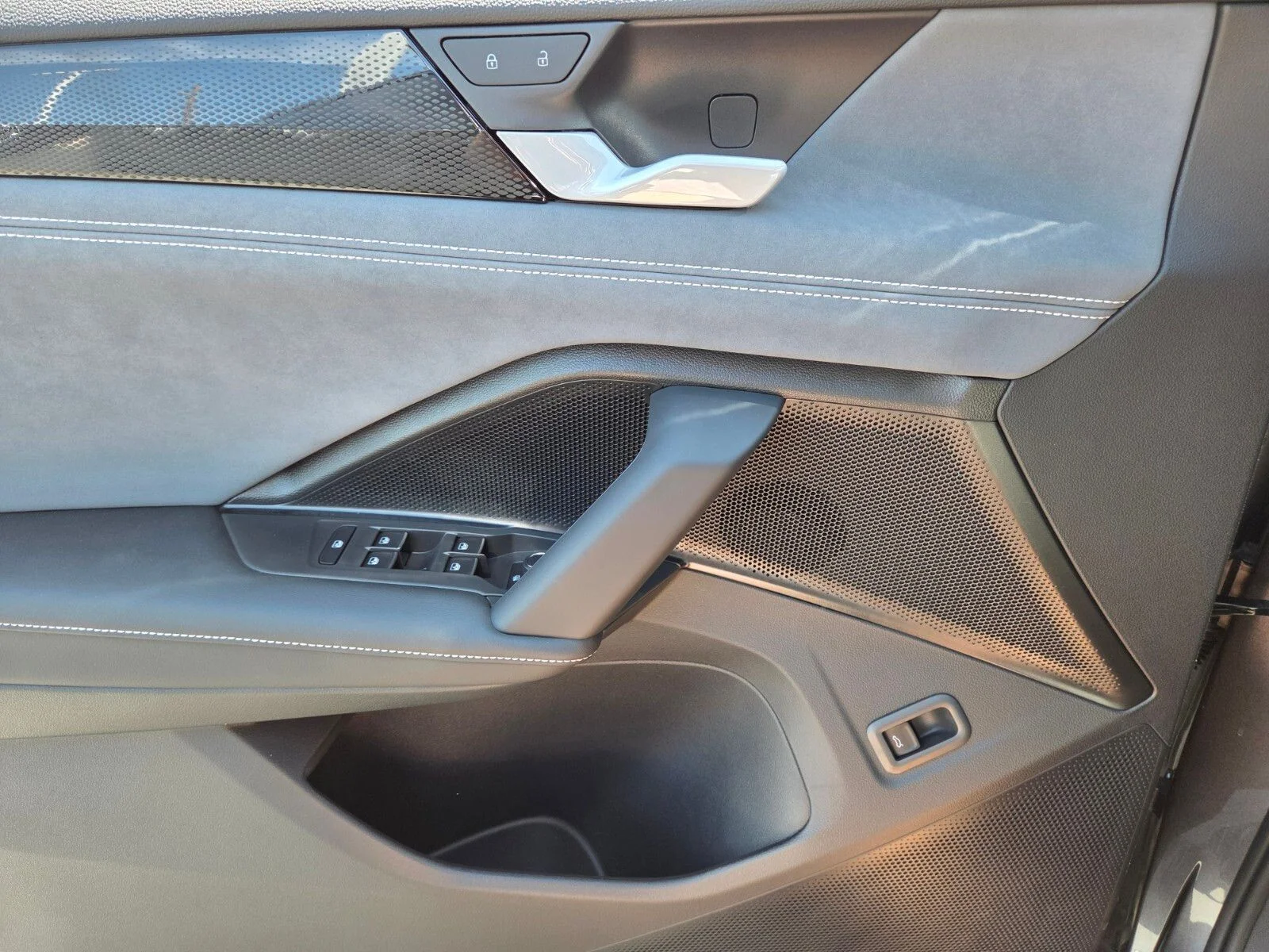 New 2026 Gray Volkswagen 2.0T SE image 10