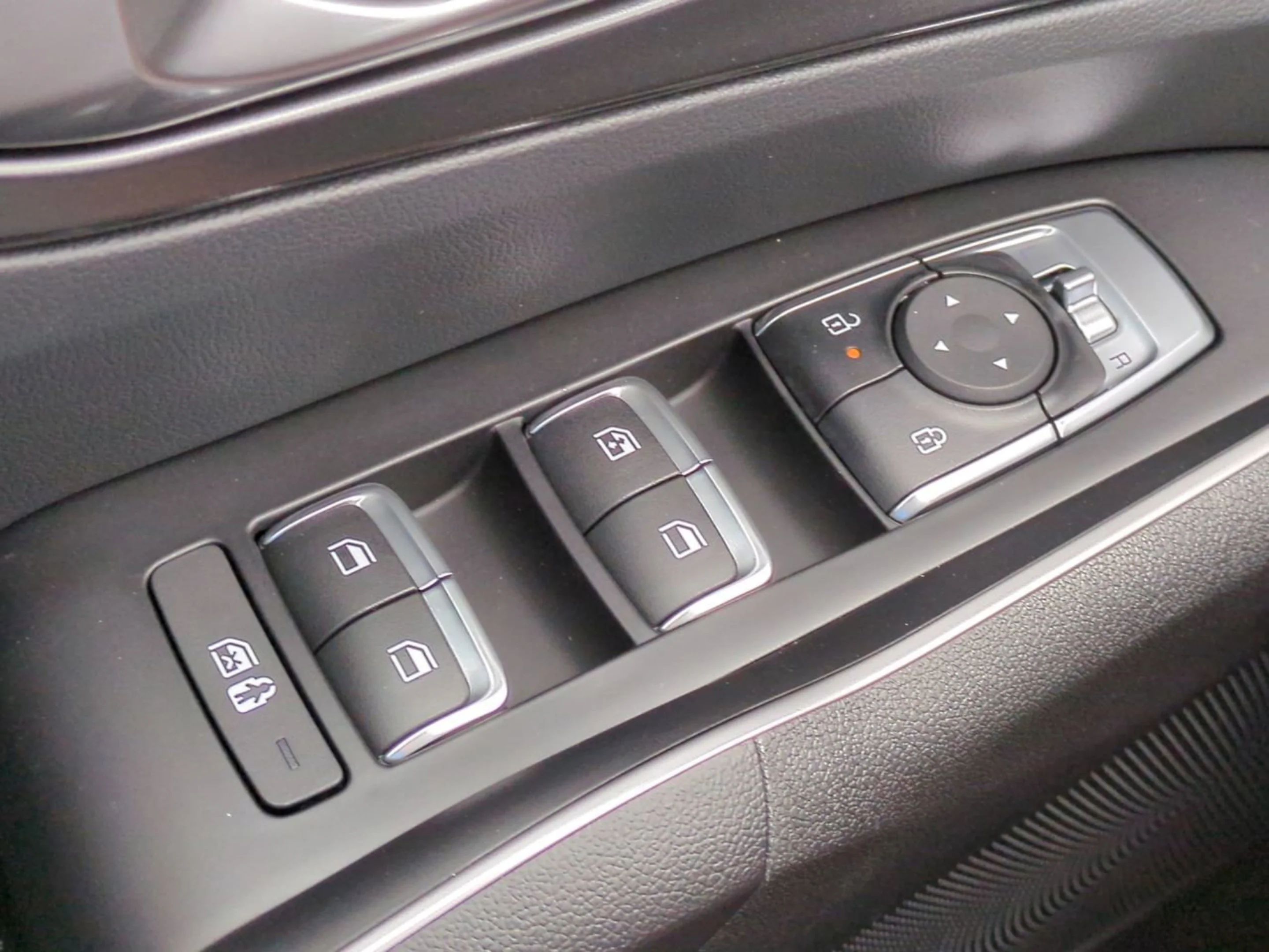 2026 Kia Sorento EX - Photo 27