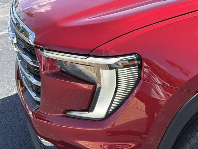 New 2026 Volcanic Red Tintcoat GMC Elevation image 9