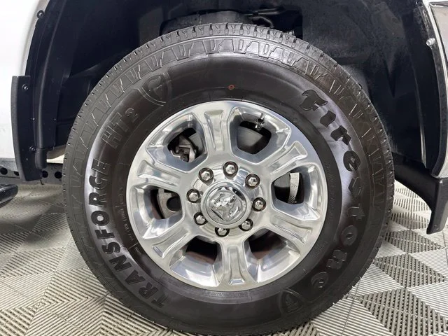 Used 2026 White Ram Big Horn image 6