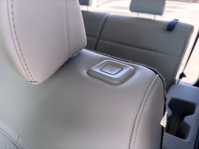 Used 2024 Black Hyundai SEL image 34