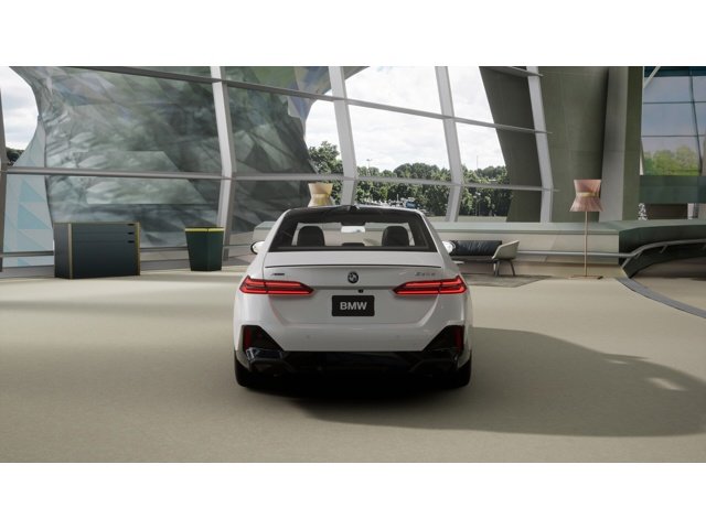 New 2027 White BMW 550e image 5