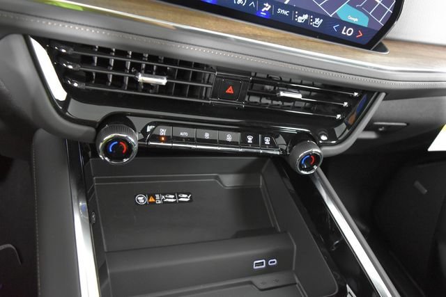New 2026 Black Chevrolet High Country image 25