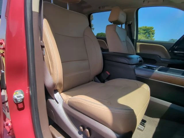 Used 2019 Red GMC Denali image 23