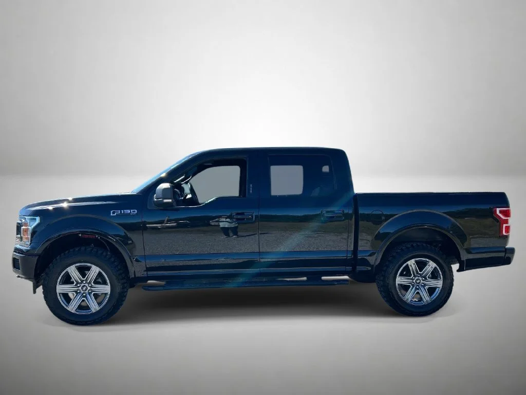 Used 2019 Black Ford XLT image 6