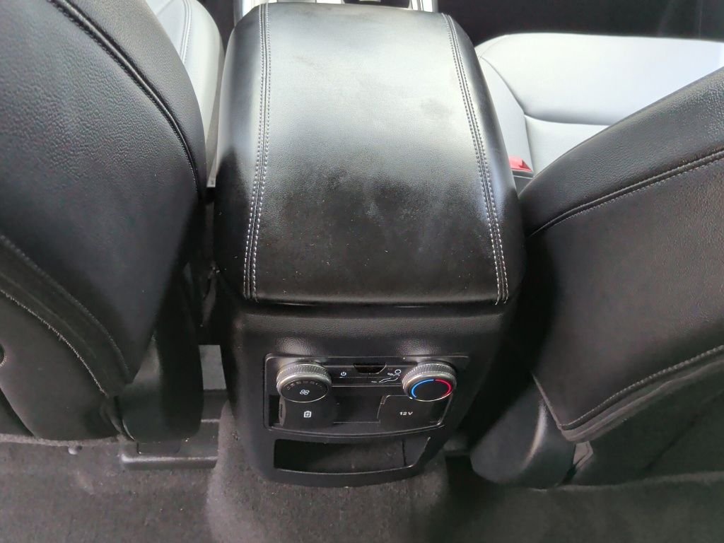 Used 2021 Star White Ford XLT image 37