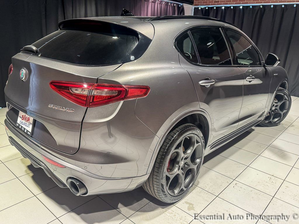 2023 ALFA ROMEO STELVIO - Image 11