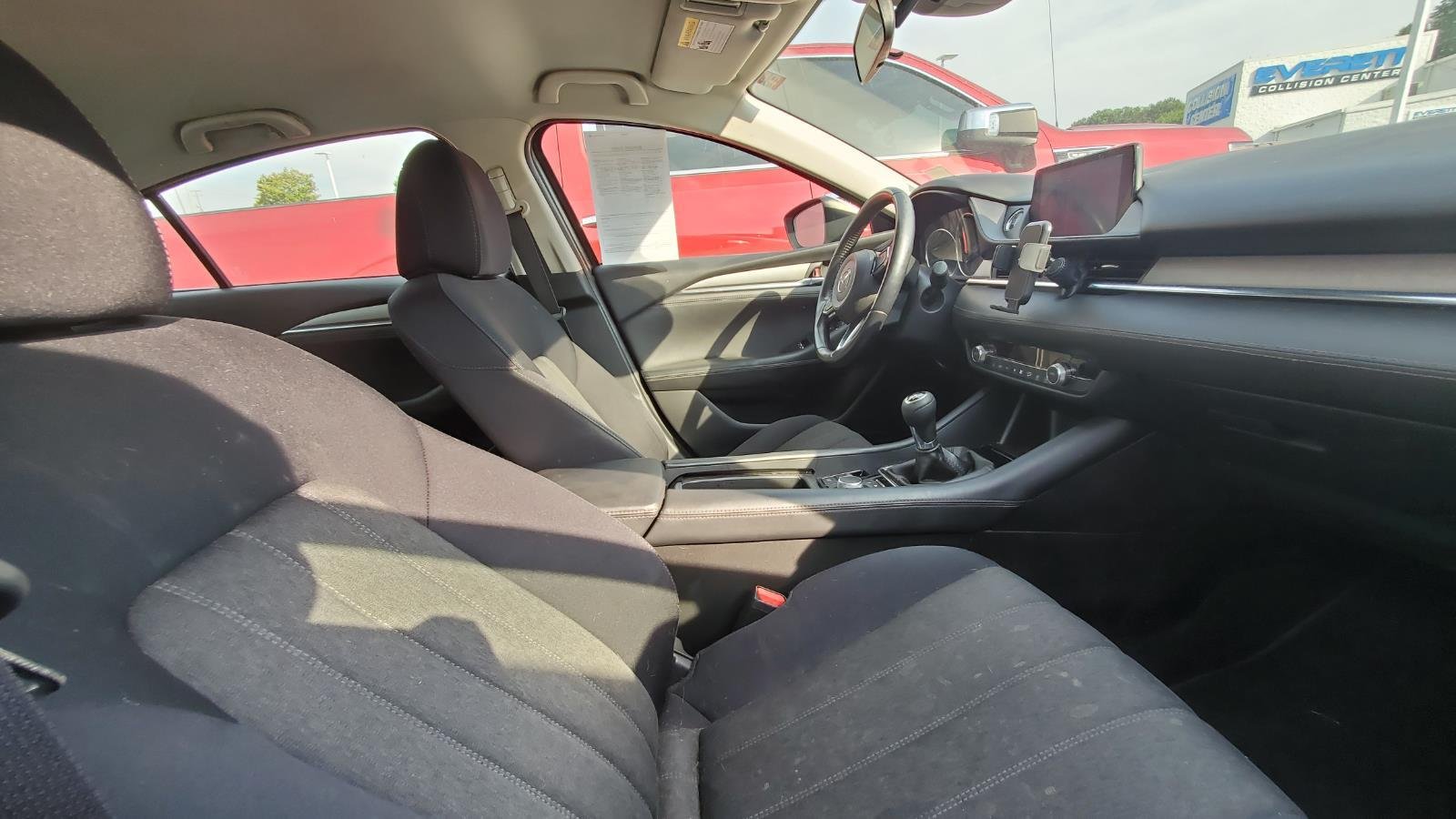 Used 2018 Snowflake White Pearl Mica Mazda Sport image 4