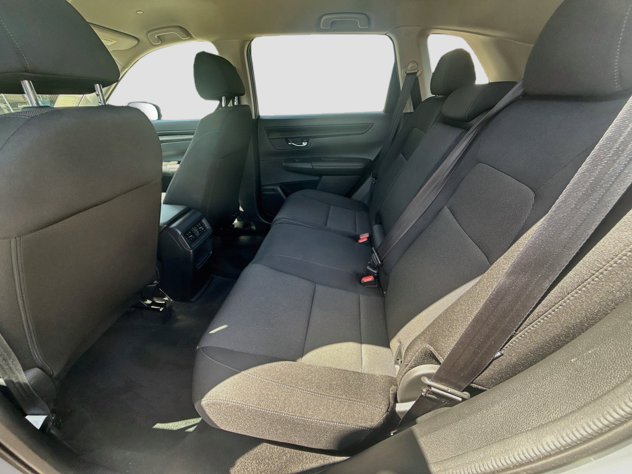 2025 Honda CR-V LX - Photo 23
