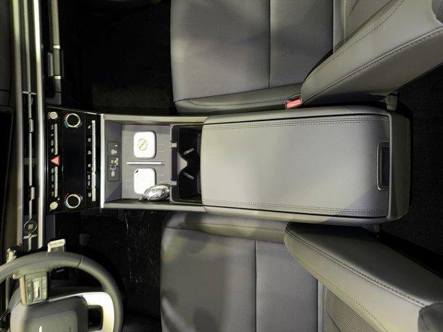 New 2026 Shimmering Silver Hyundai SEL image 22
