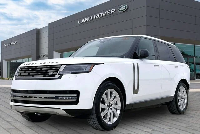 New 2026 White Land Rover SE image 1