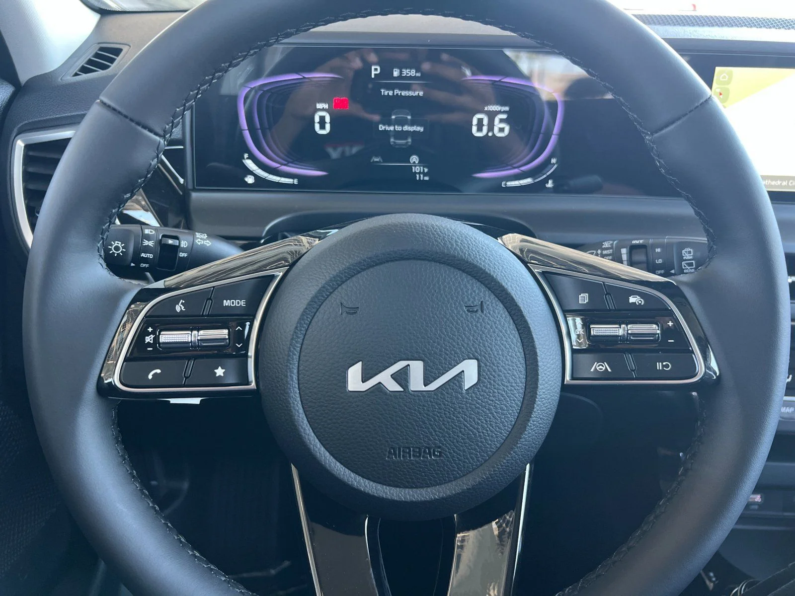 New 2026 White Kia S image 26