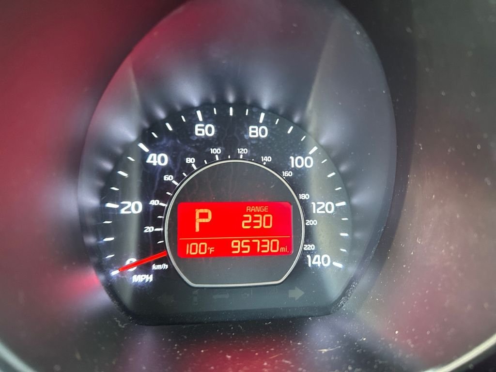 Used 2016 Gray Kia Base image 10