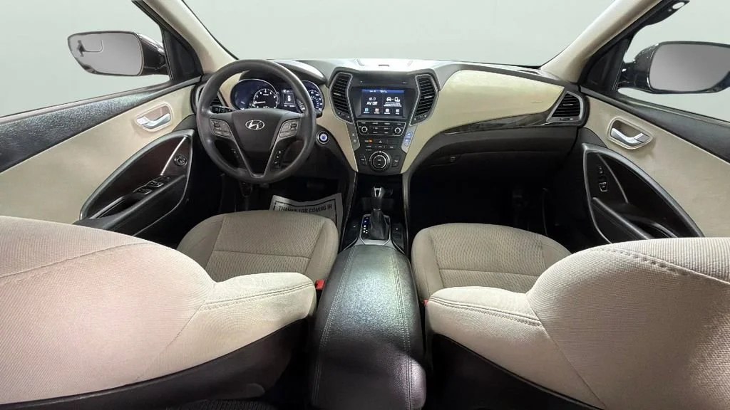 Used 2018 Black Hyundai 2.4L image 32