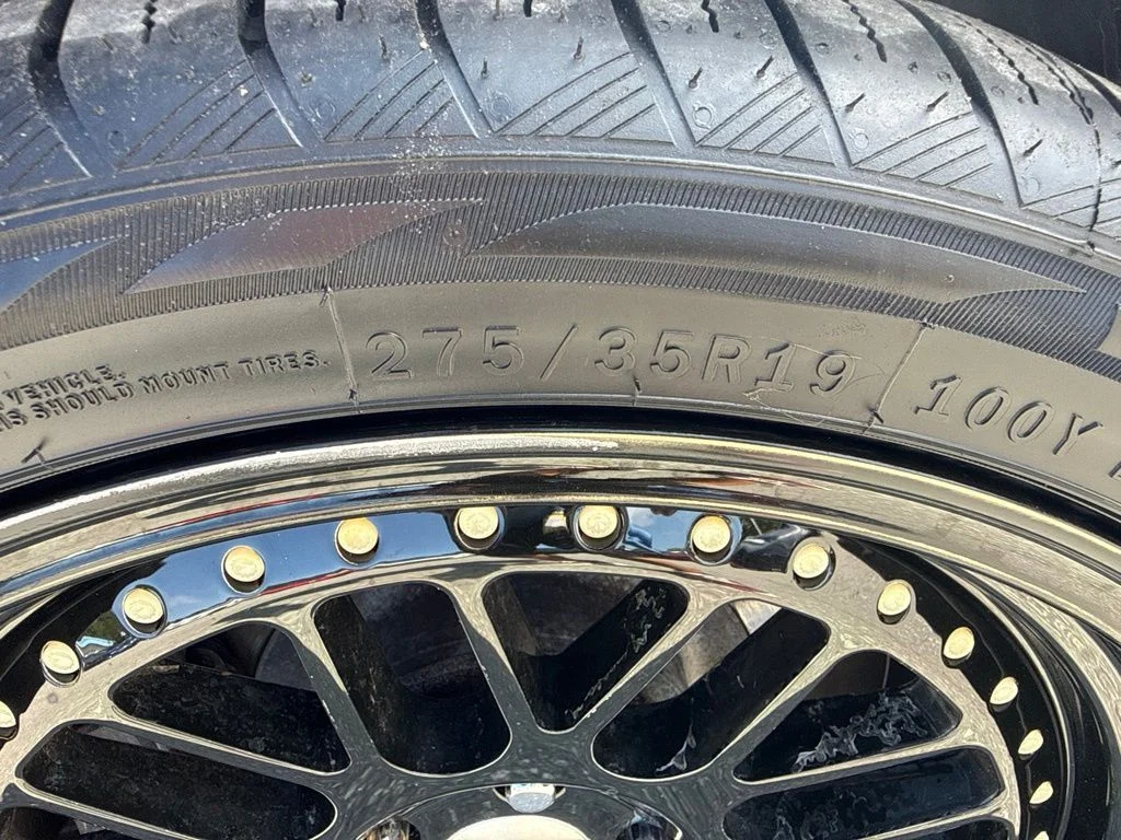 Used 2019 Gray Ford GT image 22