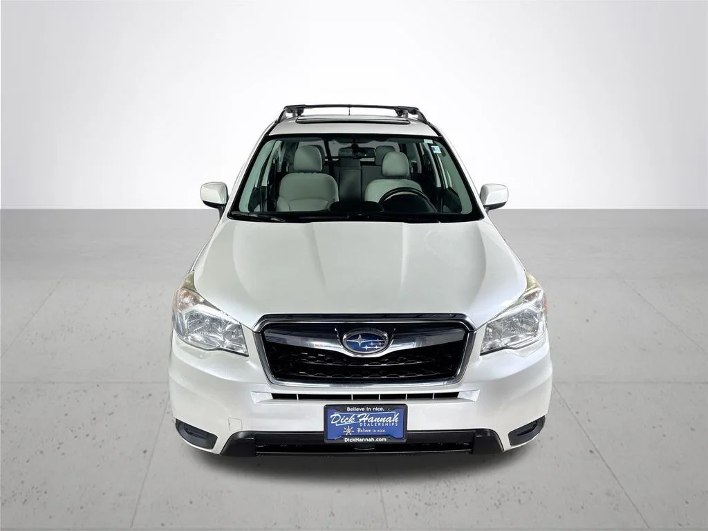 Used 2014 White Subaru 2.5i Premium image 3