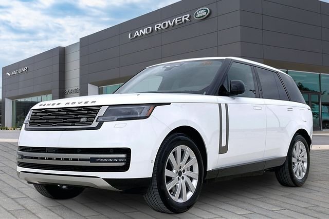 New 2026 Fuji White Land Rover SE image 1
