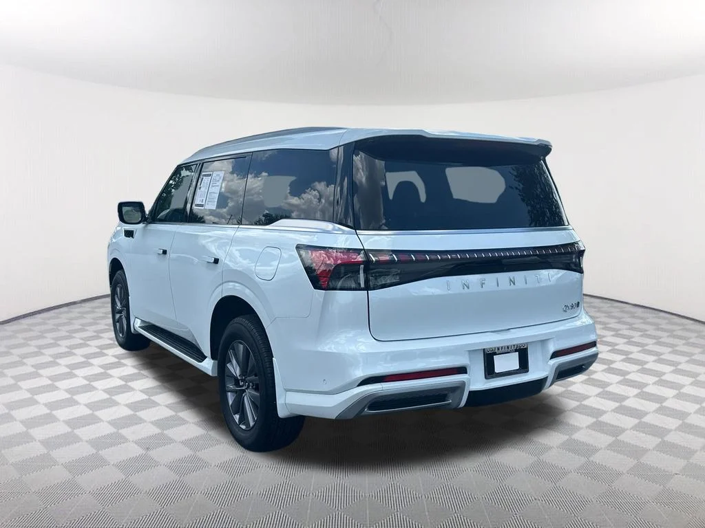 Certified Used 2026 White INFINITI PURE image 7