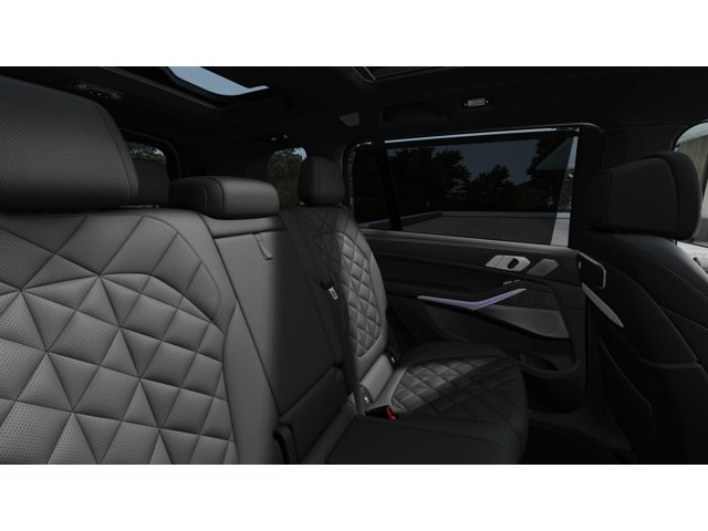 New 2027 Mineral White Metallic BMW X7 40i image 12