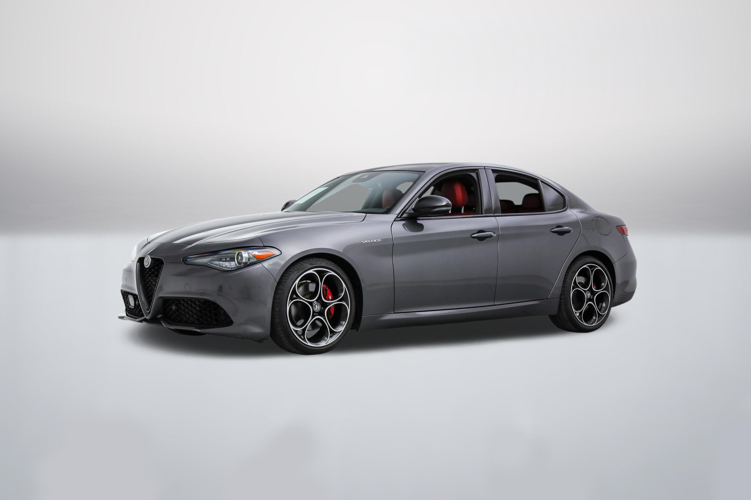 Used 2023 Gray Alfa Romeo Veloce image 1