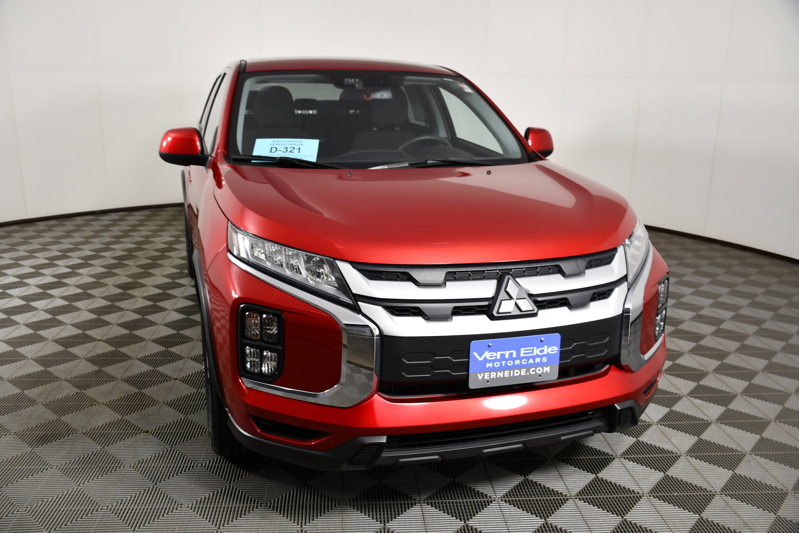 Certified Used 2024 Gray Mitsubishi ES image 3