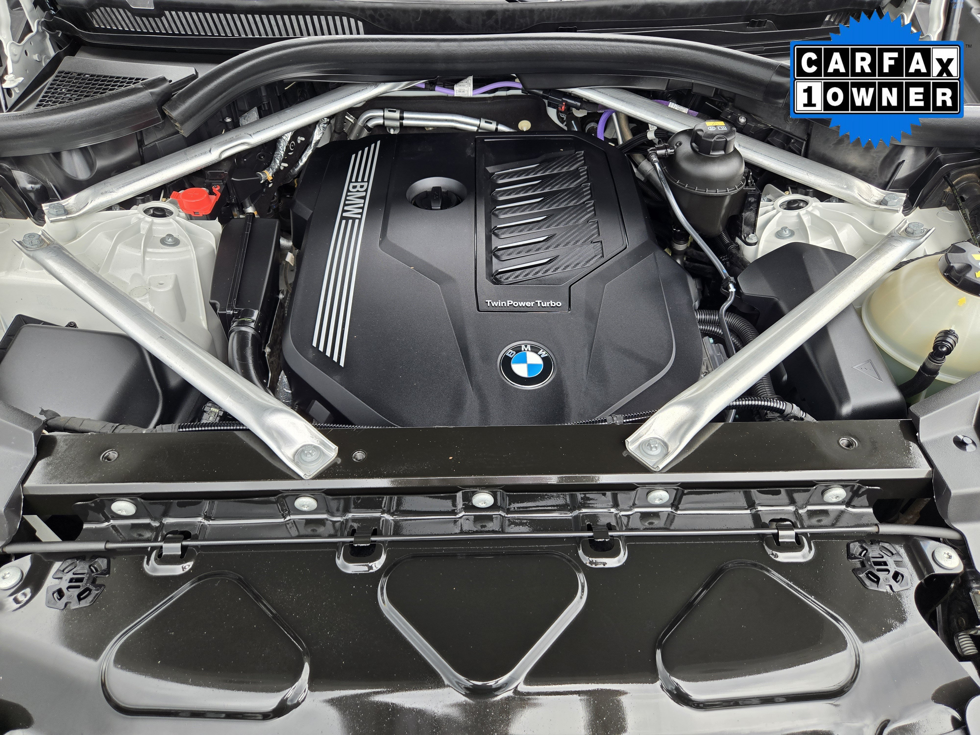 Certified Used 2022 Alpine White BMW xDrive40i image 29