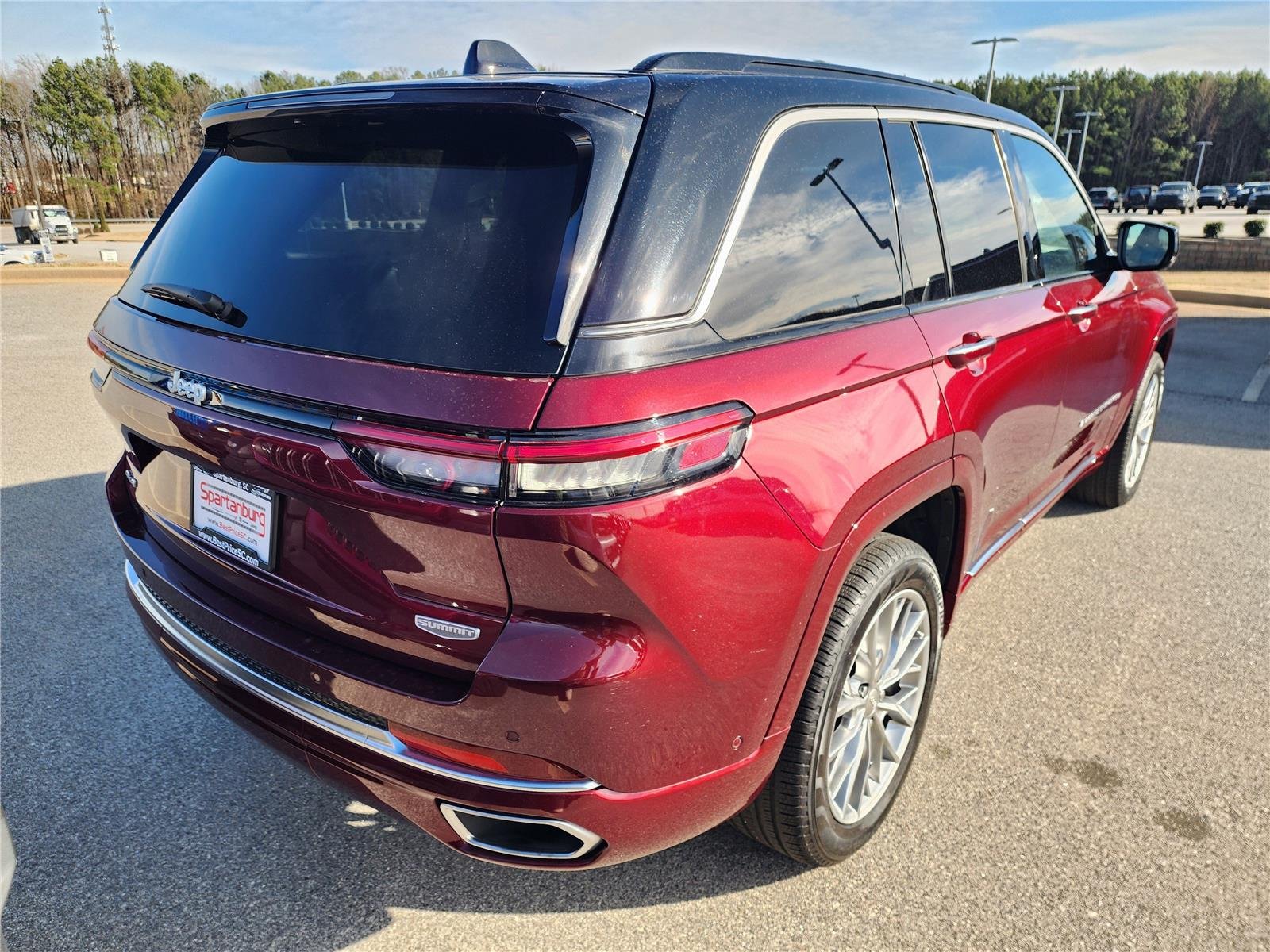 Used 2025 Velvet Red Pearlcoat Jeep Summit image 6
