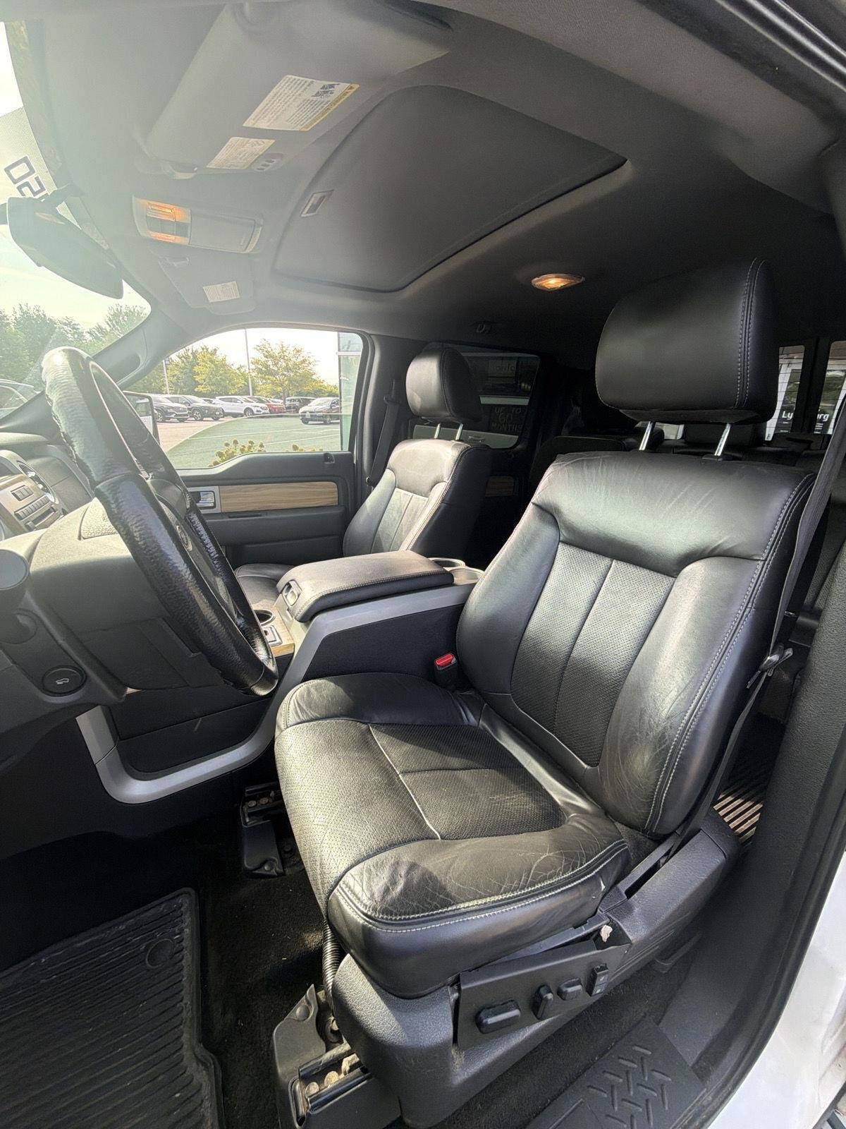 Used 2011 White Platinum Metallic Tri-Coat Ford Lariat image 11