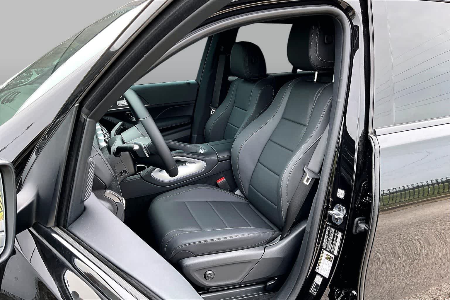 New 2026 Obsidian Black Metallic Mercedes-Benz GLE 350 image 17