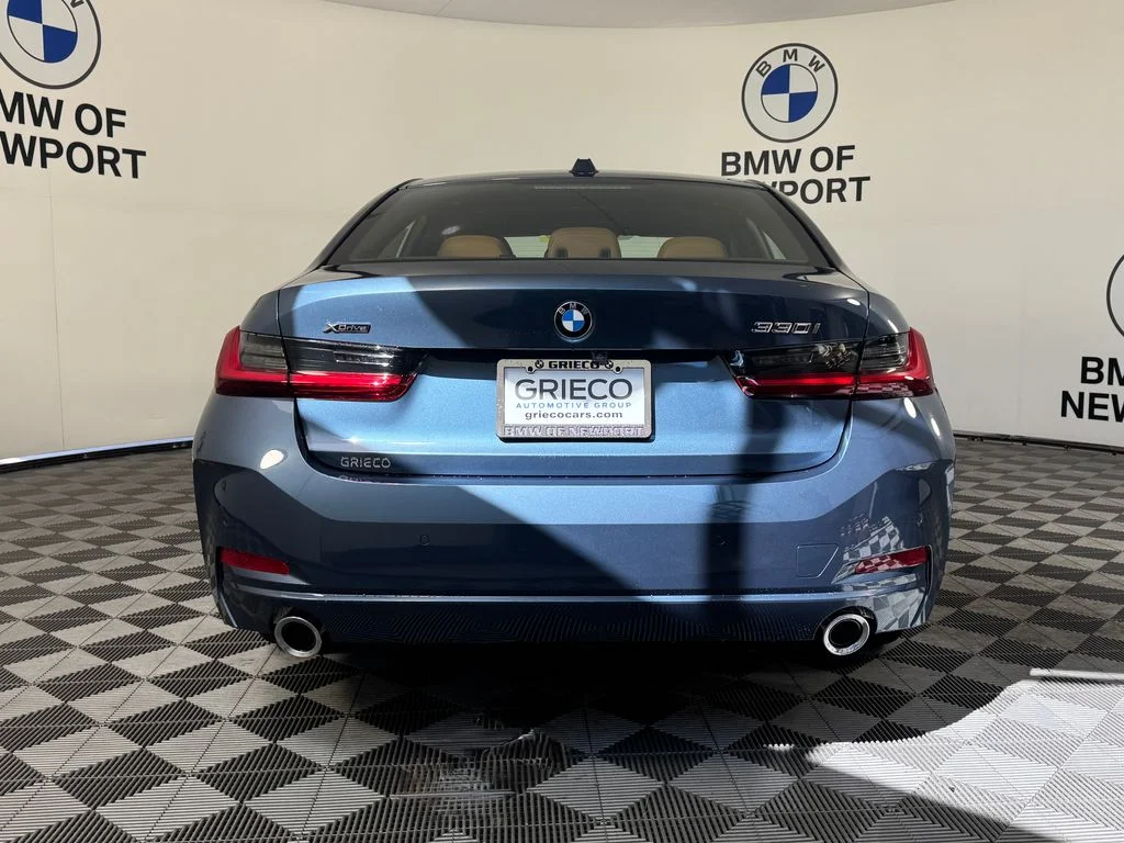 New 2026 Arctic Race Blue metallic BMW 330i xDrive image 7