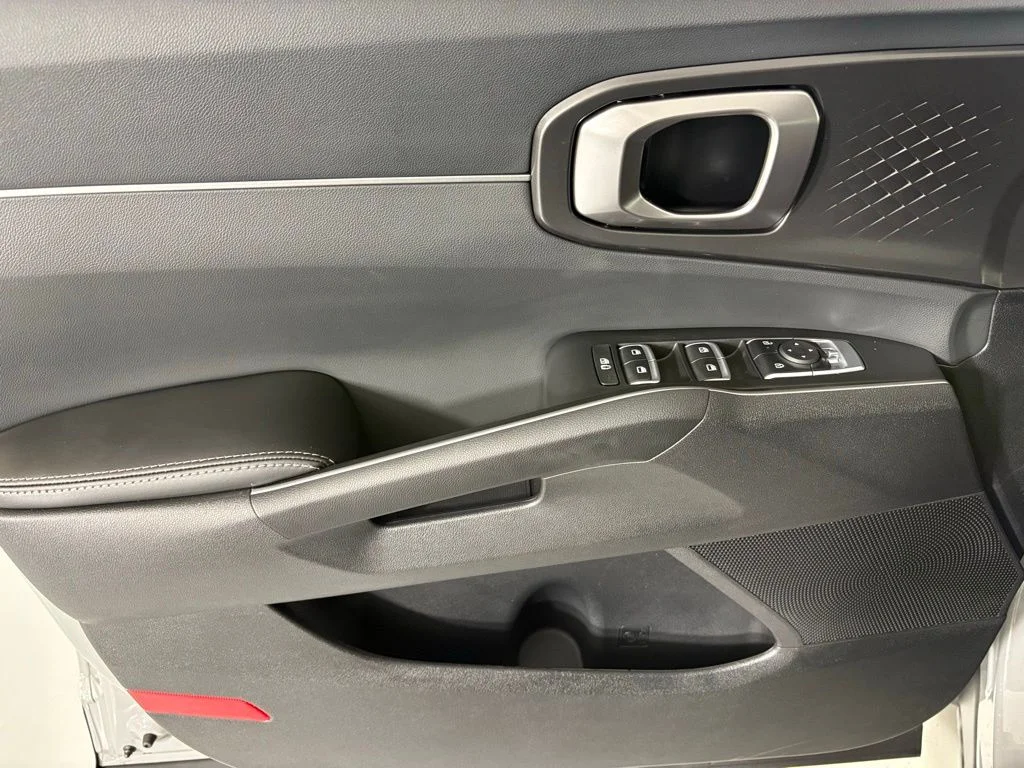 New 2026 Gray Kia S image 19