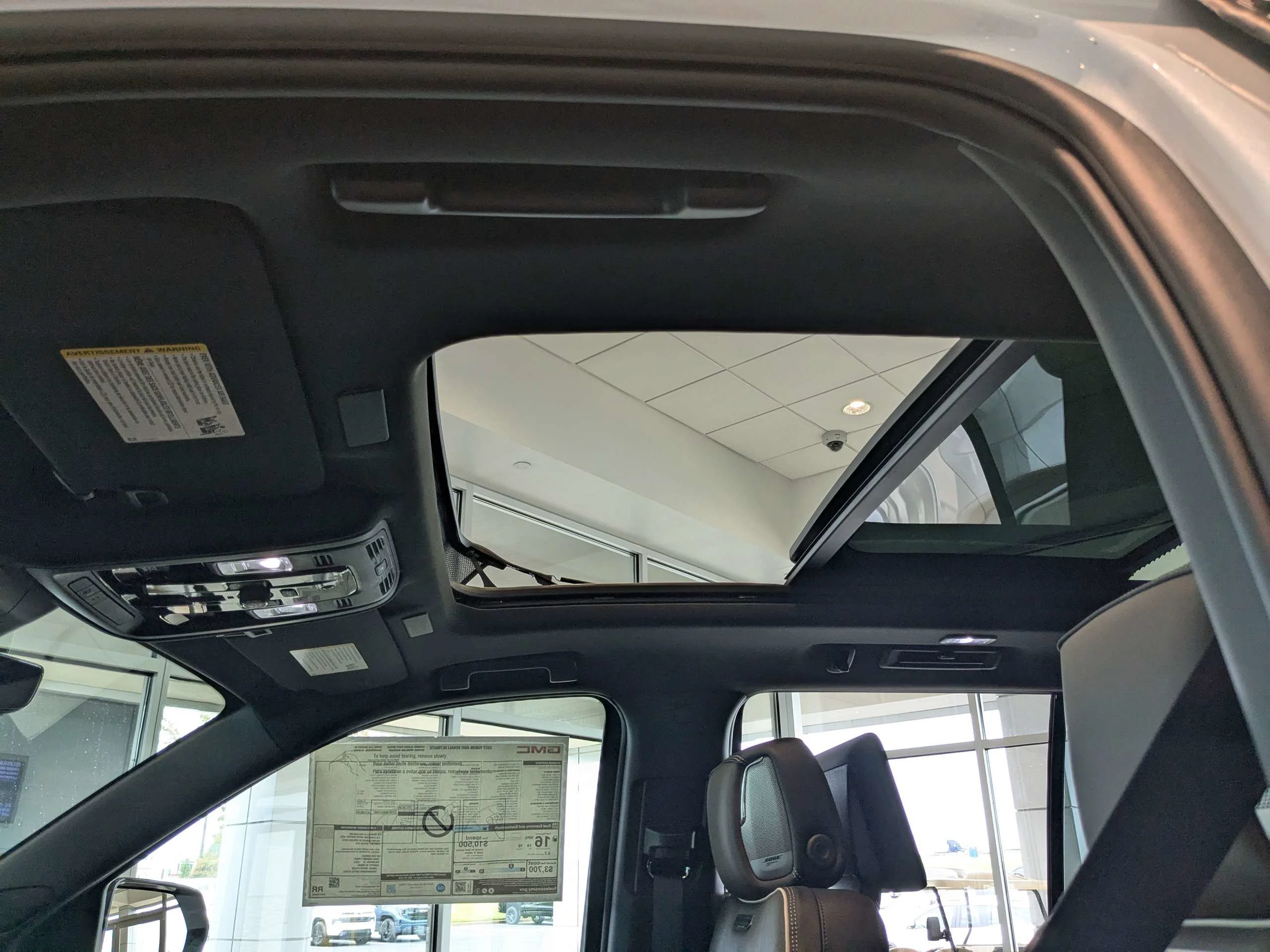 2027 GMC Yukon Denali Ultimate - Photo 24