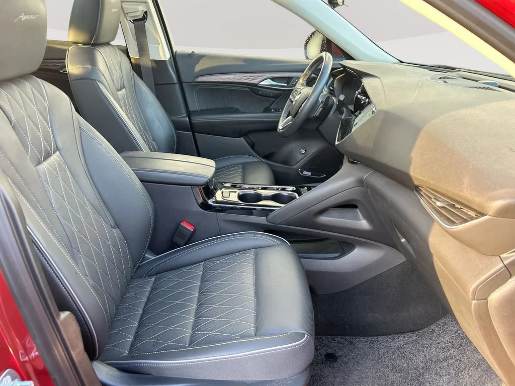 Used 2023 Red Buick Avenir image 31