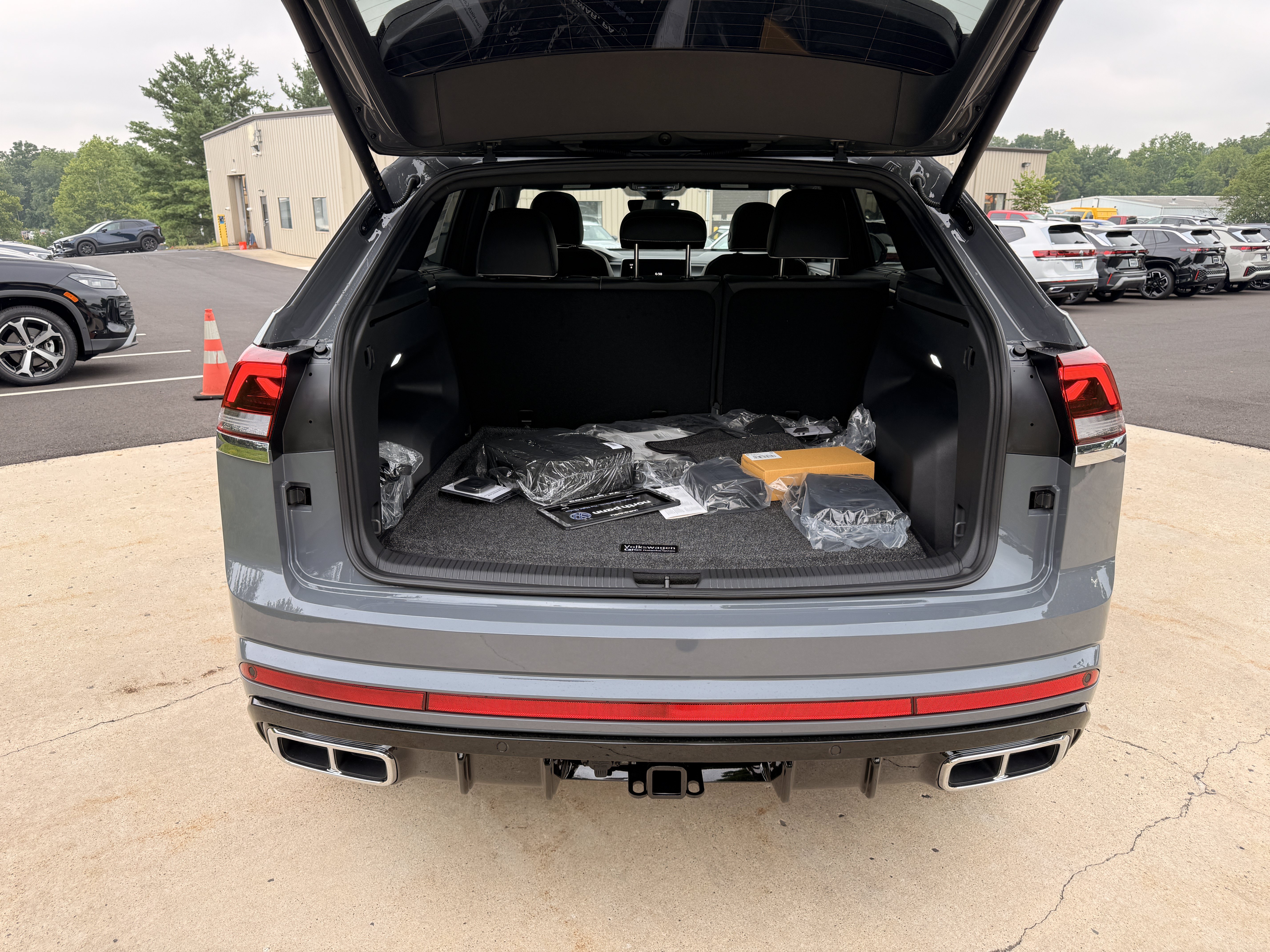 New 2026 Pure Gray Volkswagen 2.0T SEL Premium R-Line image 16