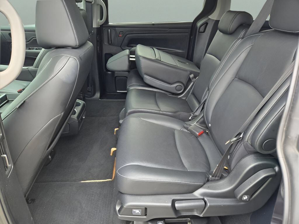Used 2024 Gray Honda EX-L image 15