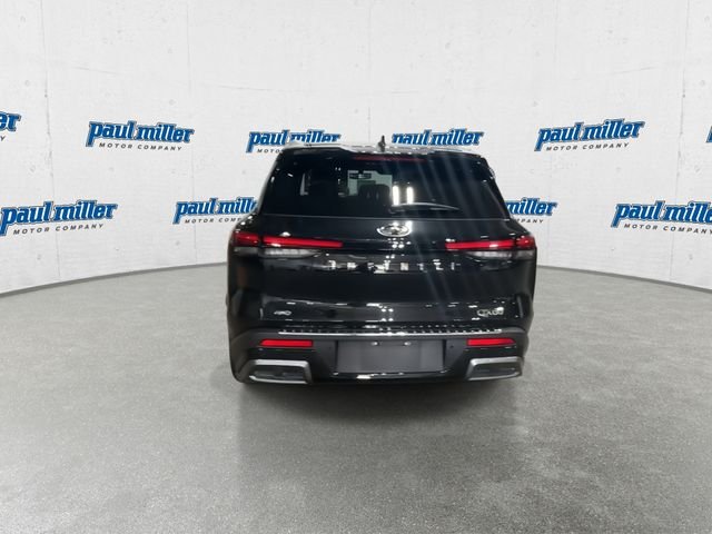 Used 2023 Black INFINITI Sensory image 10