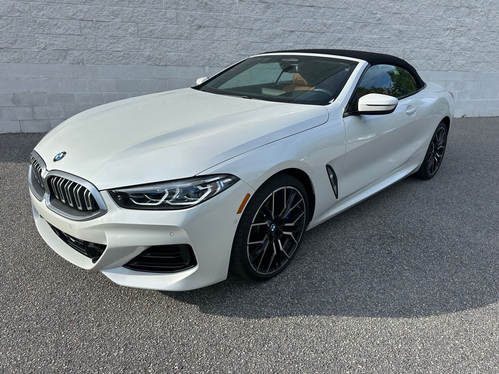 Certified Used 2025 White Metallic BMW 840i image 3