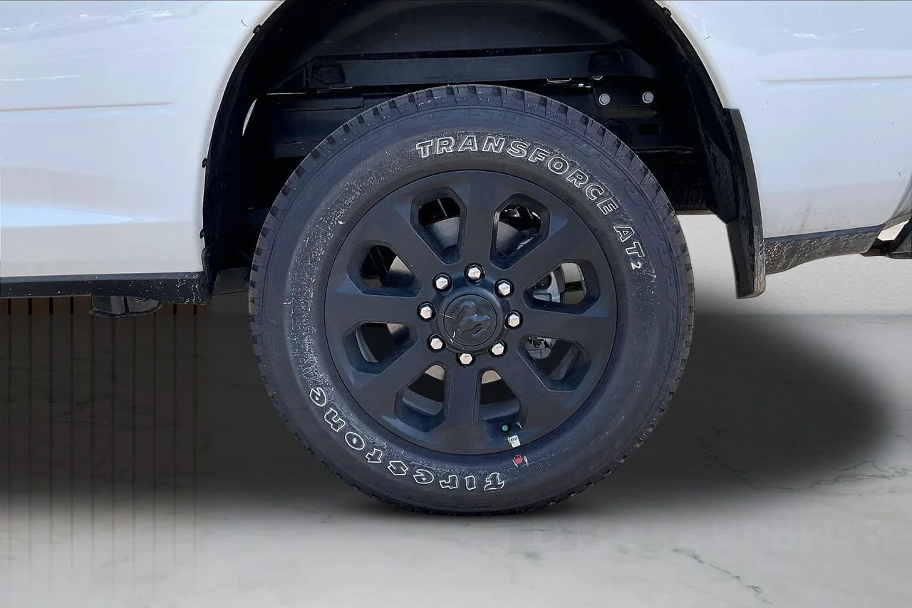 New 2026 Bright White Clear-Coat Exterior Paint RAM Laramie image 34