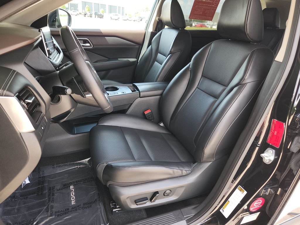 Certified Used 2021 Black Nissan SV image 10