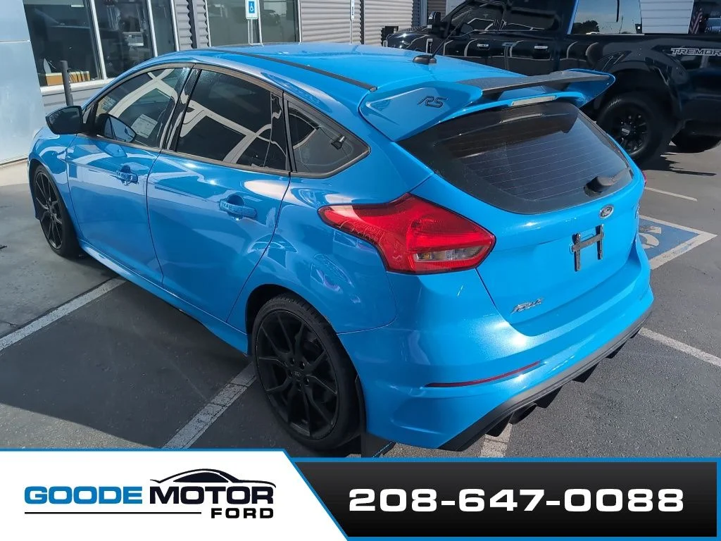 Used 2017 Blue Ford RS image 3