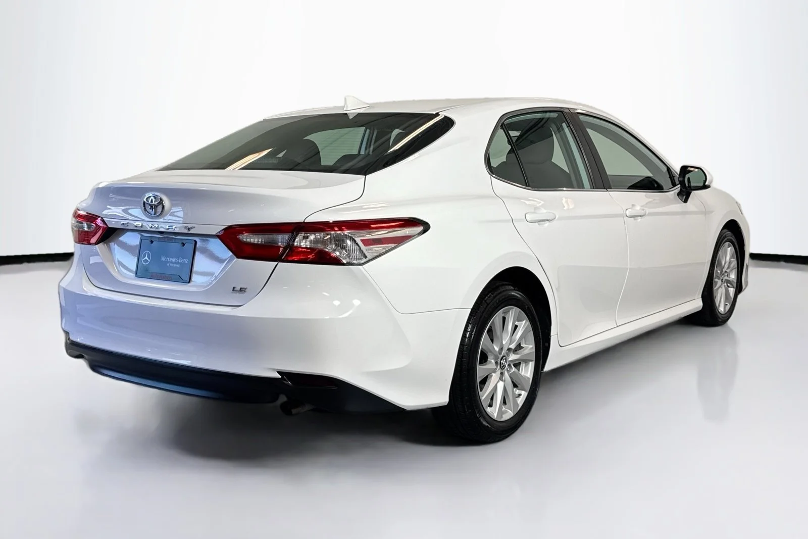 Used 2019 Black Toyota LE image 5