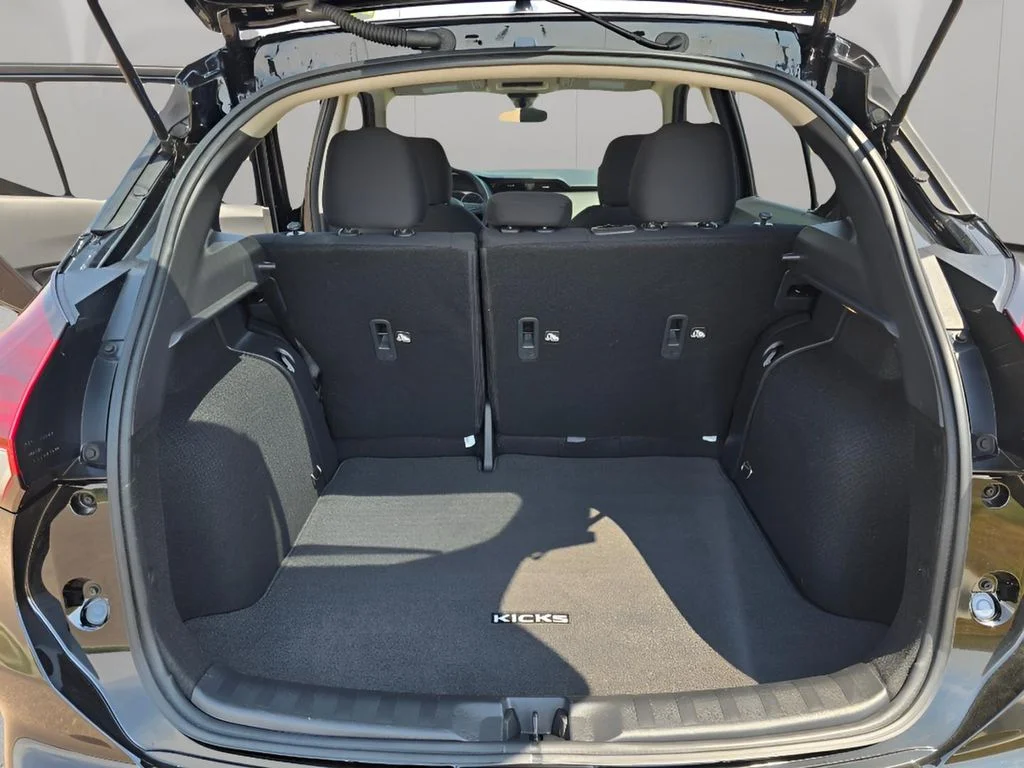 Used 2025 Super Black Nissan S image 27