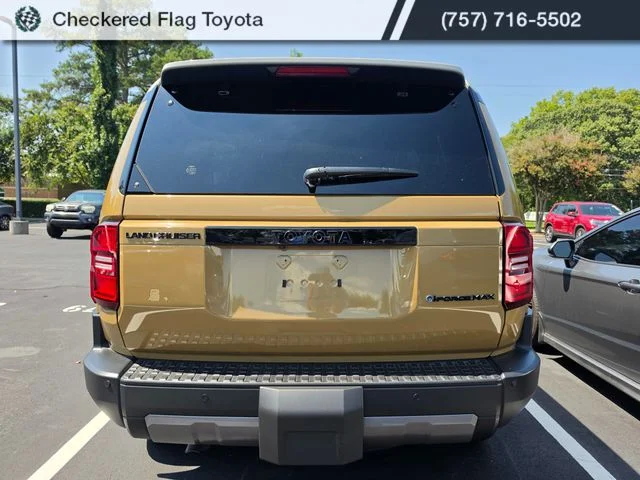 Used 2025 Trail Dust/Gray Scape Toyota Base image 5