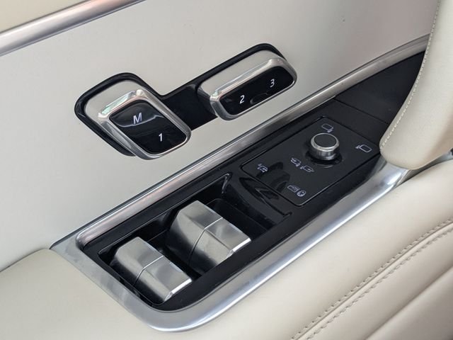 New 2026 Icy White Satin Land Rover SV image 30