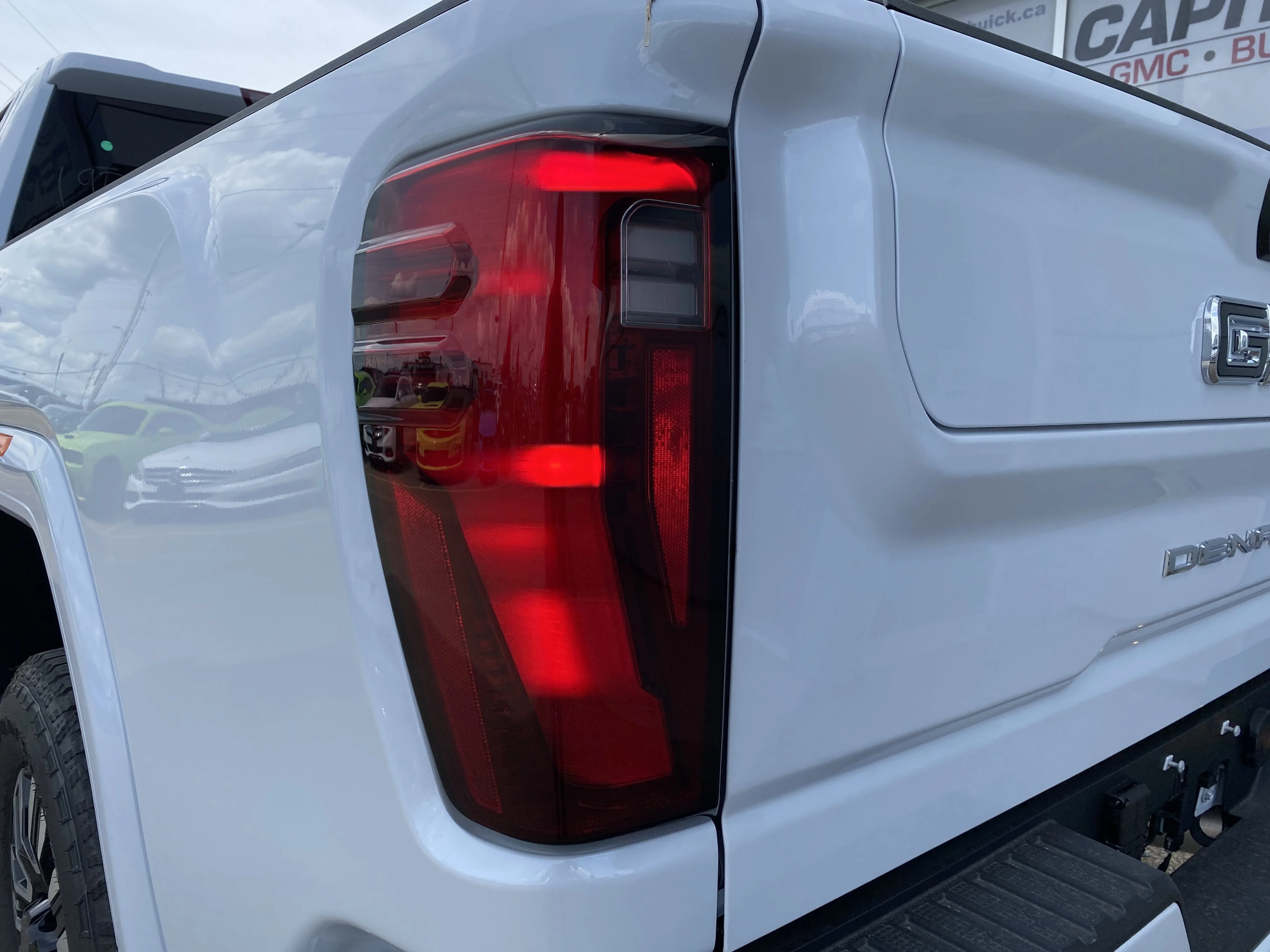 New 2026 GLACIER WHITE TRICOAT GMC Denali Ultimate image 11