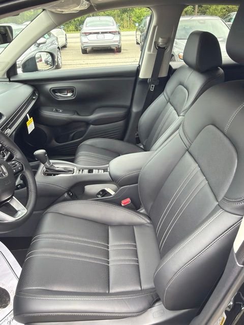 2027 Honda HR-V EX-L - Photo 10