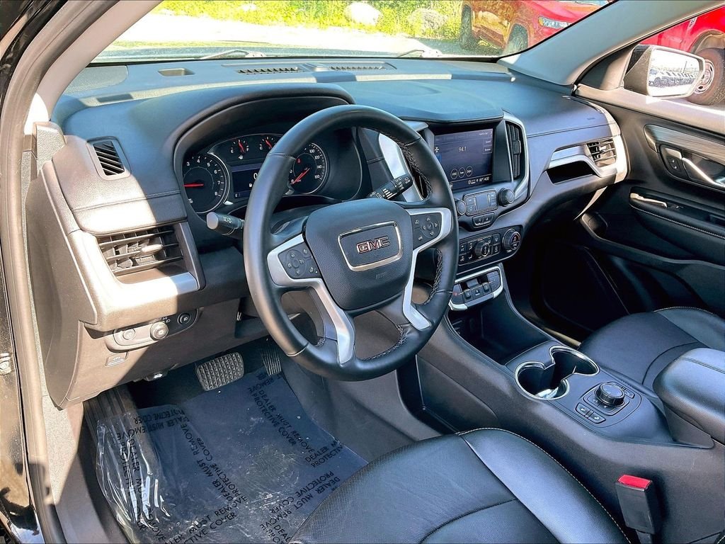 Used 2024 Black GMC SLT image 8